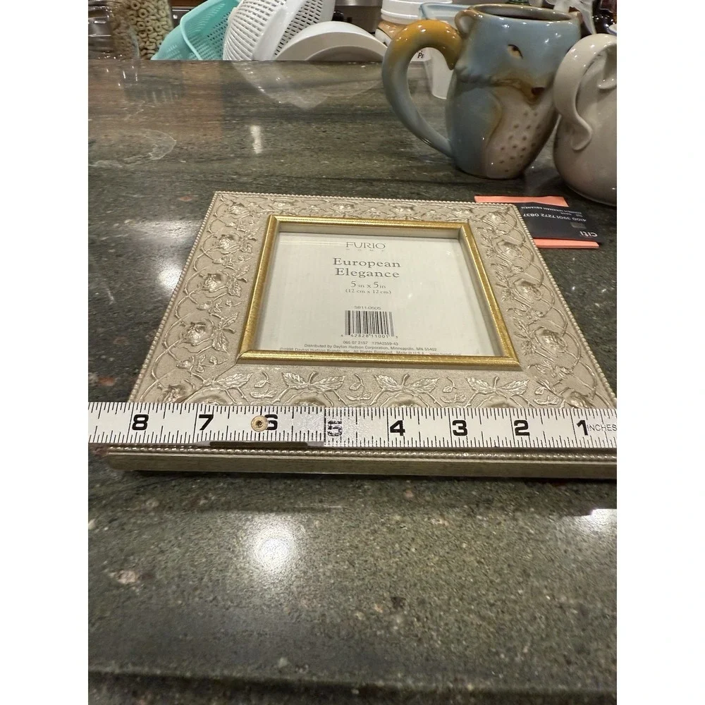 Rare Find Vintage Furio‎ Home Picture Frame / Silver Tone Embossed Roses / 1998
